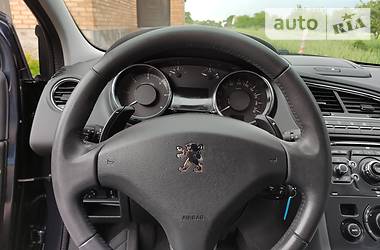 Мінівен Peugeot 5008 2013 в 