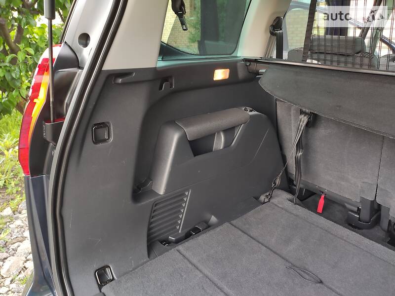 Минивэн Peugeot 5008 2013 в Казатине