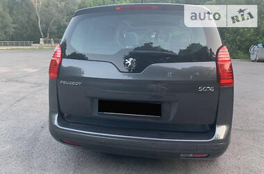 Универсал Peugeot 5008 2010 в Полтаве