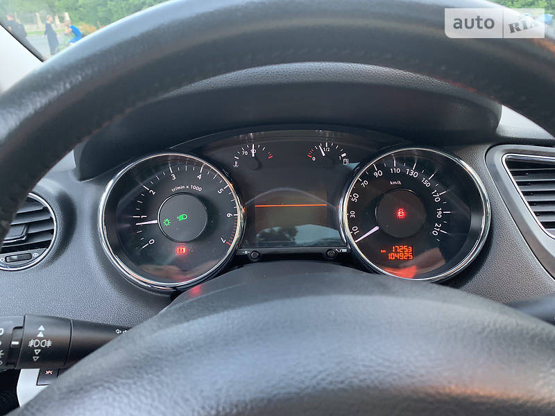 Універсал Peugeot 5008 2010 в Полтаві