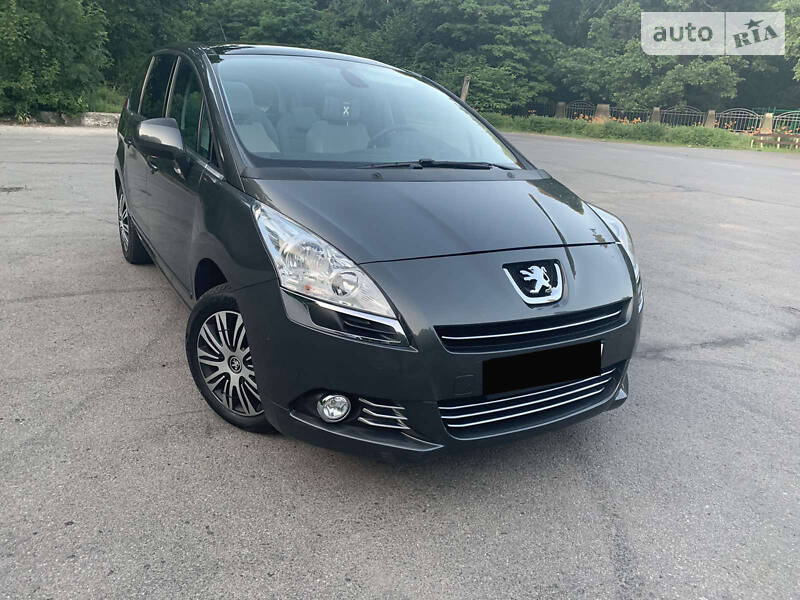 Універсал Peugeot 5008 2010 в Полтаві