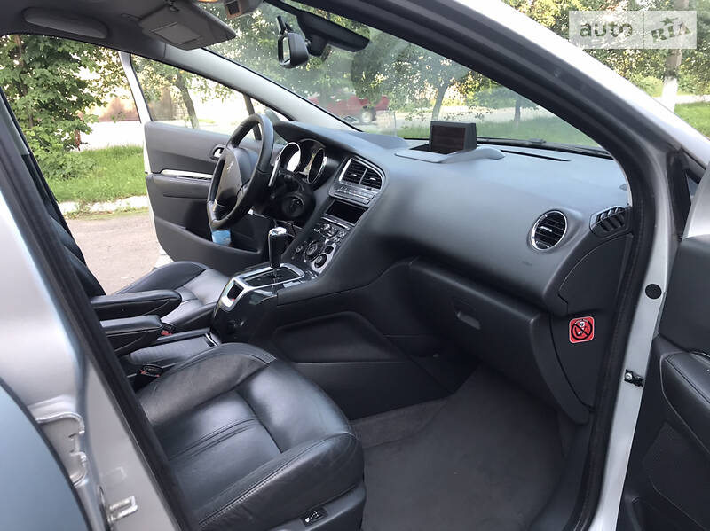 Мінівен Peugeot 5008 2010 в Золочеві фото 19 Мінівен Peugeot 5008 2010 в Золочеві