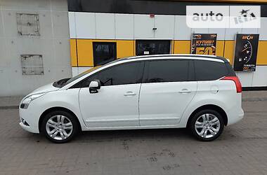 Универсал Peugeot 5008 2011 в Павлограде