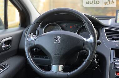 Минивэн Peugeot 5008 2016 в Тернополе