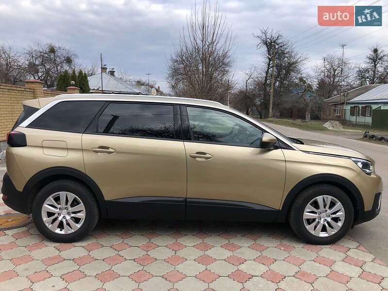 Peugeot 5008 2017