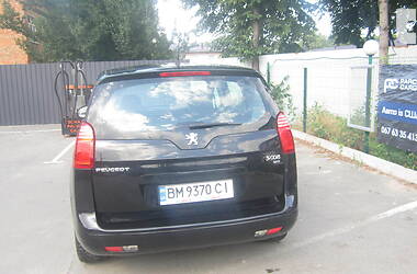 Микровэн Peugeot 5008 2011 в Сумах
