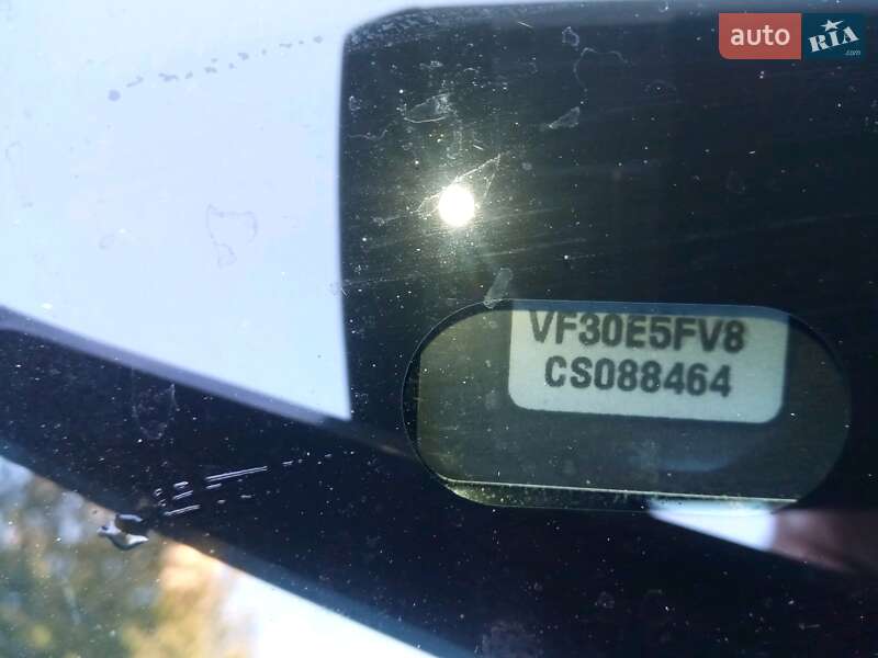 Мінівен Peugeot 5008 2012 в Києві