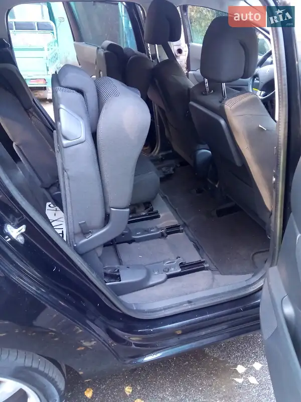 Peugeot 5008 2012 VIN VF30E5FV8CS088464 фото оголошення 32 з 123