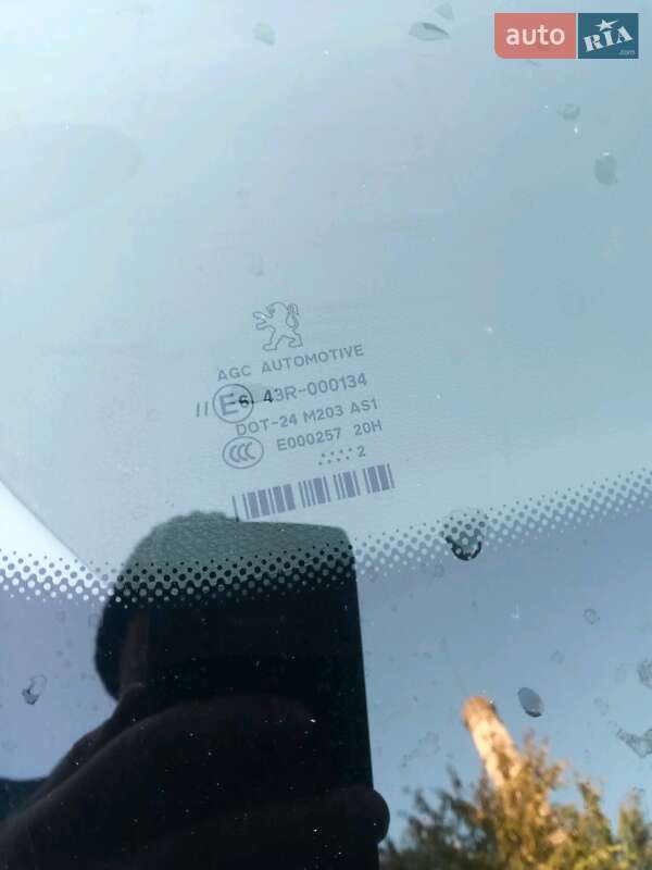 Мінівен Peugeot 5008 2012 в Києві