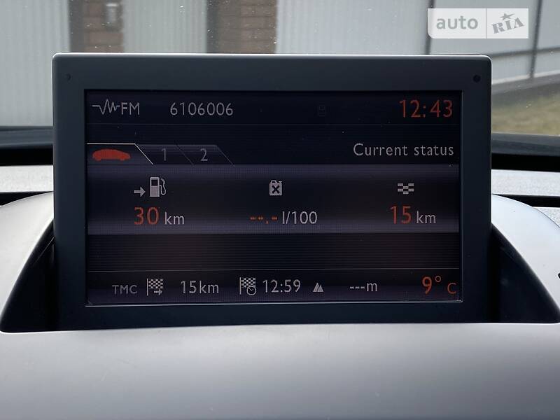 Мінівен Peugeot 5008 2012 в Чернівцях