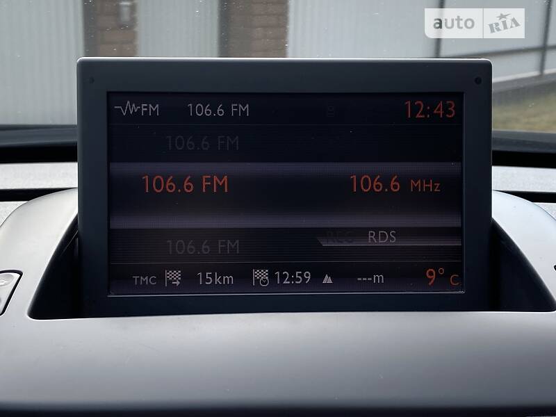 Мінівен Peugeot 5008 2012 в Чернівцях