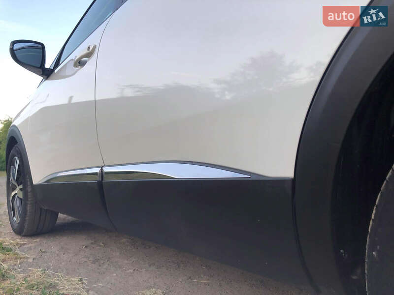 Позашляховик / Кросовер Peugeot 5008 2019 в Львові