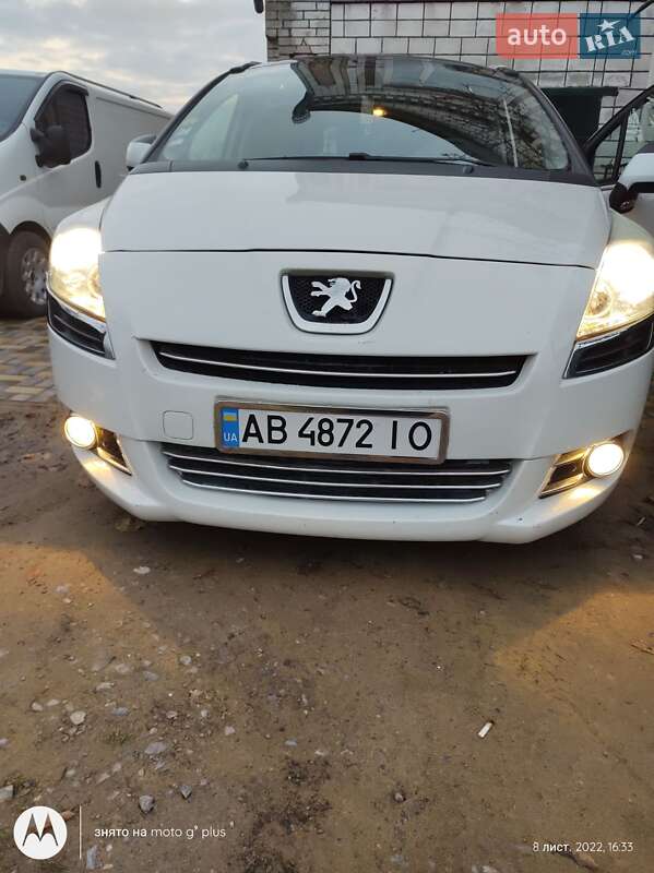 Мікровен Peugeot 5008 2011 в Томашполі