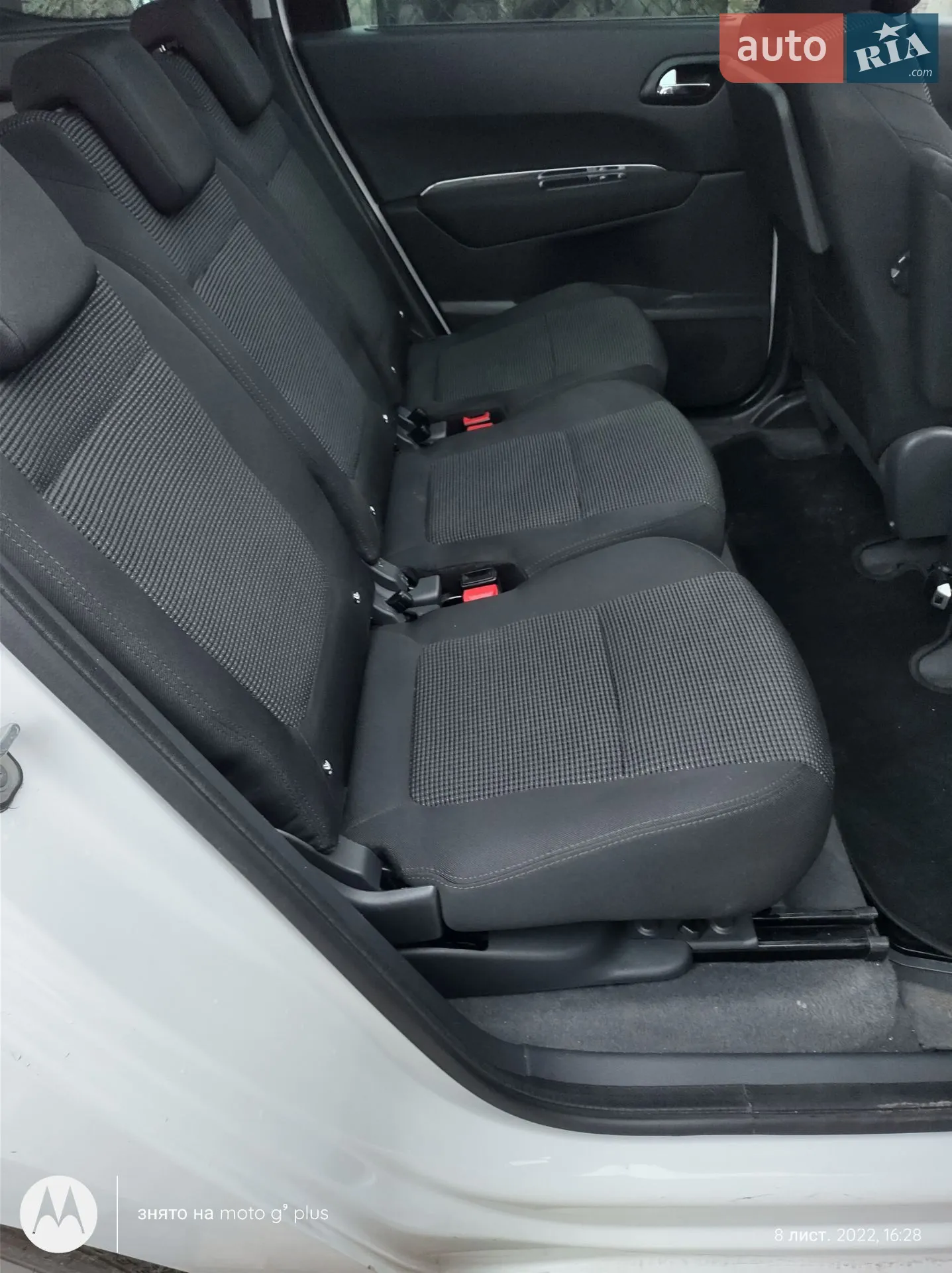 2011 Peugeot 5008 - мініатюра 29