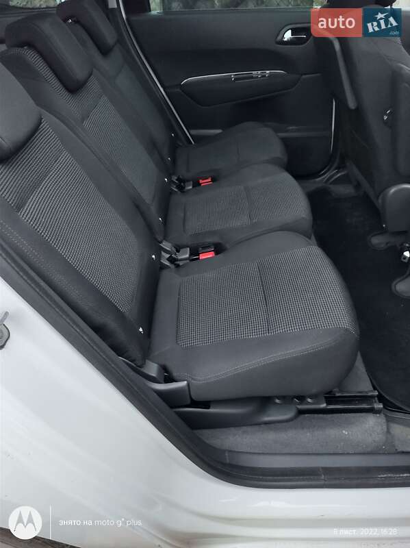 Мікровен Peugeot 5008 2011 в Томашполі