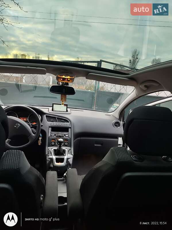 Мікровен Peugeot 5008 2011 в Томашполі