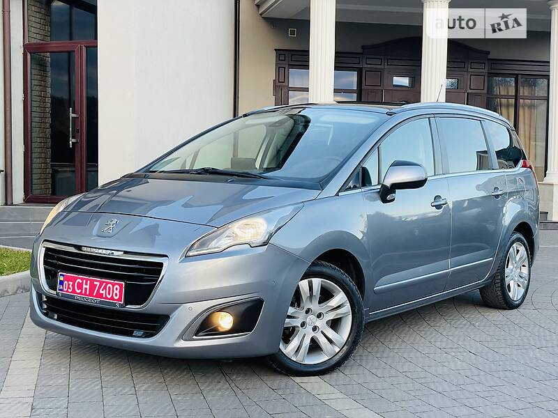 Минивэн Peugeot 5008 2016 в 