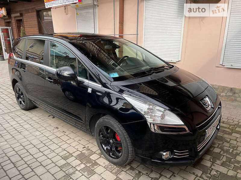 Мікровен Peugeot 5008 2010 в Івано-Франківську