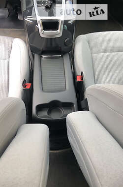 Мікровен Peugeot 5008 2013 в 