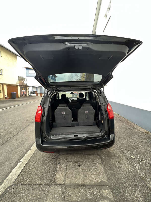 Мікровен Peugeot 5008 2010 в Івано-Франківську