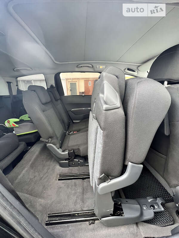 Мікровен Peugeot 5008 2010 в Івано-Франківську