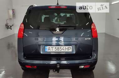 Микровэн Peugeot 5008 2014 в 