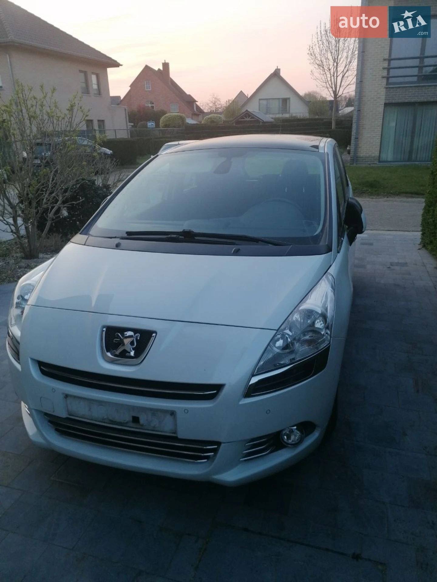 2012 Peugeot 5008 - мініатюра 3