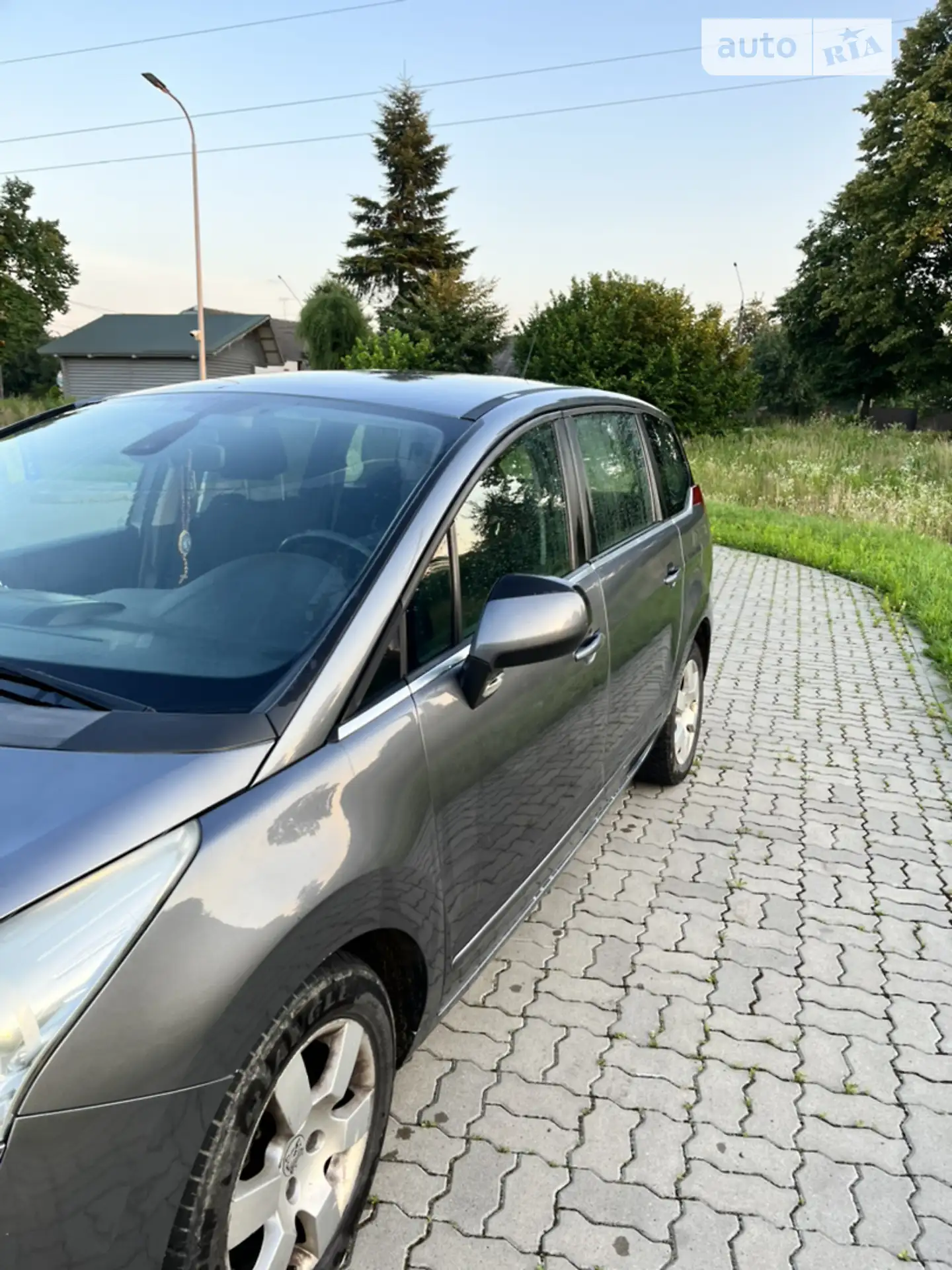 2011 Peugeot 5008 - мініатюра 2