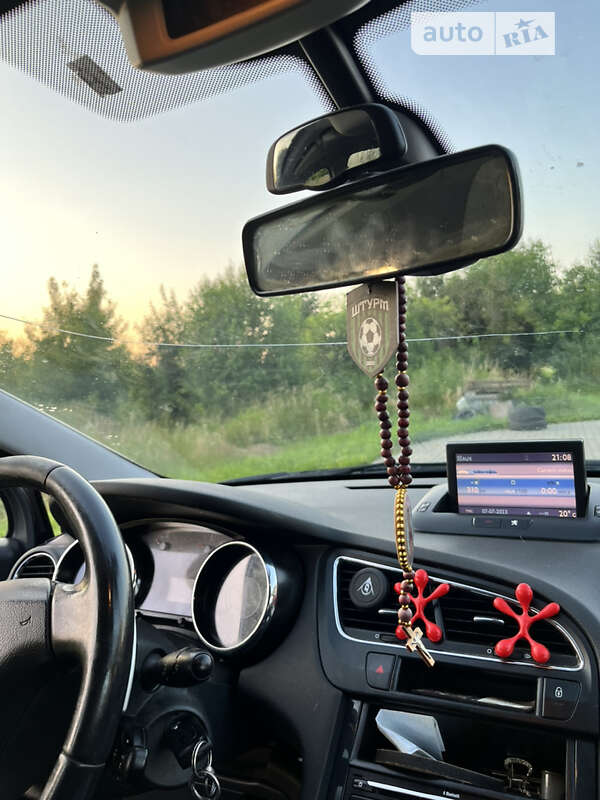 Микровэн Peugeot 5008 2011 в Стрые