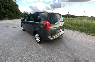 Микровэн Peugeot 5008 2013 в 