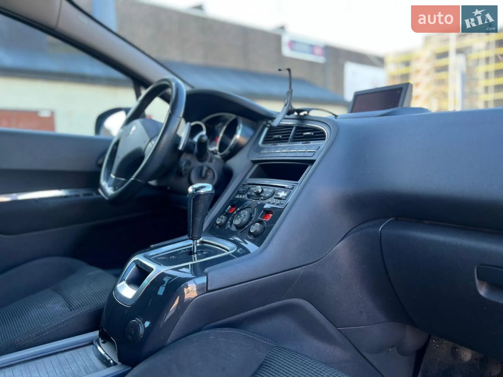2011 Peugeot 5008 - мініатюра 9
