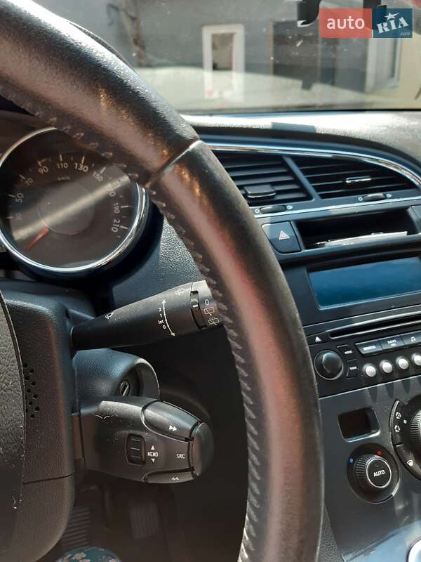 Мікровен Peugeot 5008 2010 в Теребовлі