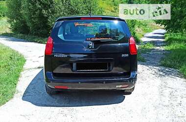 Микровэн Peugeot 5008 2010 в Киеве