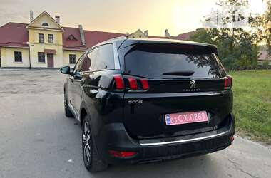 Позашляховик / Кросовер Peugeot 5008 2019 в Жовкві