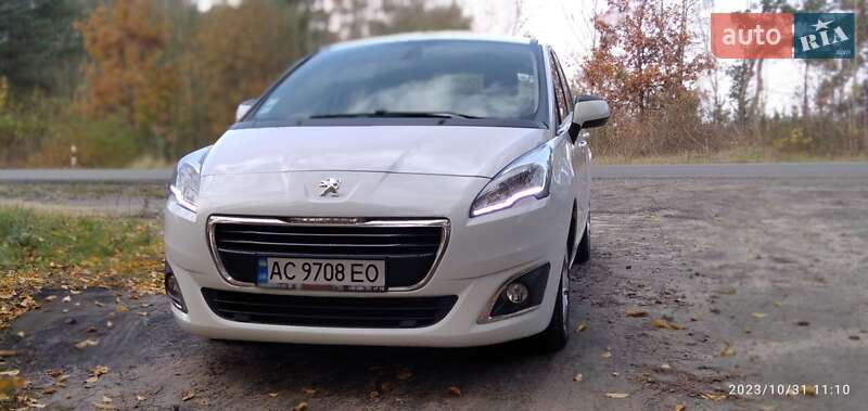 Peugeot 5008 2014