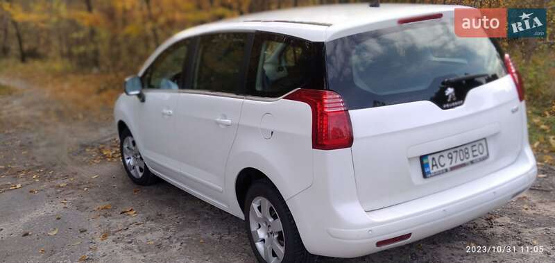 Мікровен Peugeot 5008 2014 в Ковелі