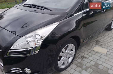 Микровэн Peugeot 5008 2012 в Самборе