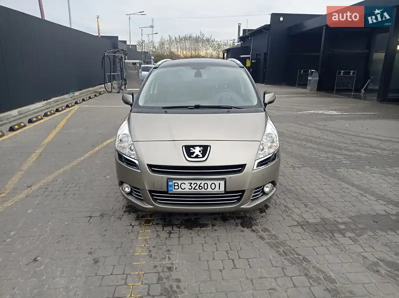 Peugeot 5008