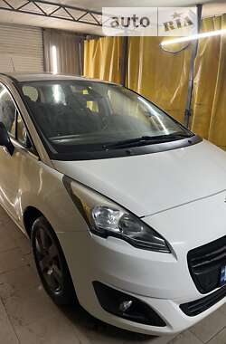 Микровэн Peugeot 5008 2016 в Житомире