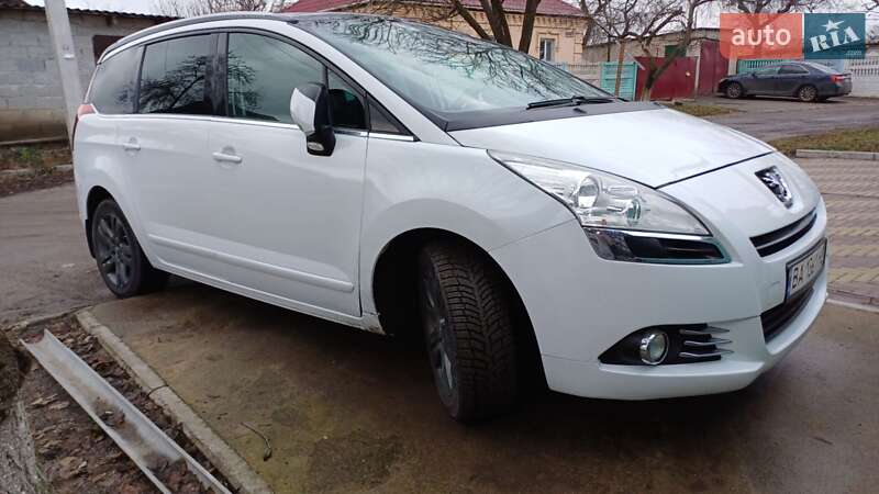 Peugeot 5008 2010
