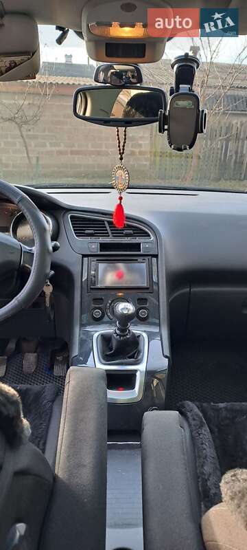 Мікровен Peugeot 5008 2010 в Житомирі