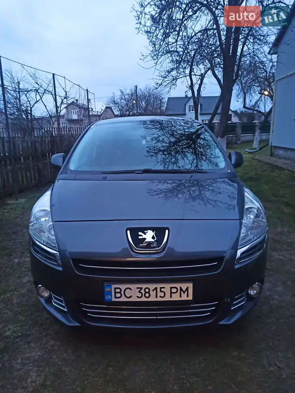 Мікровен Peugeot 5008 2009 в 