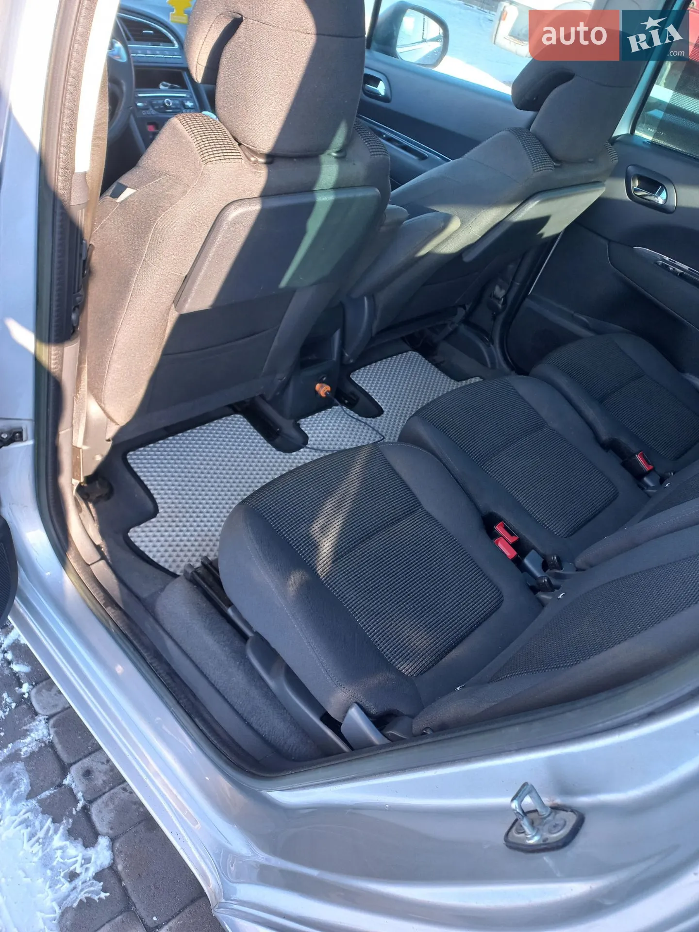2014 Peugeot 5008 - мініатюра 2
