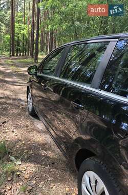 Микровэн Peugeot 5008 2013 в Коропе