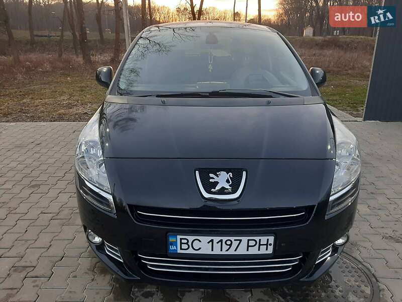 Мікровен Peugeot 5008 2013 в Дрогобичі