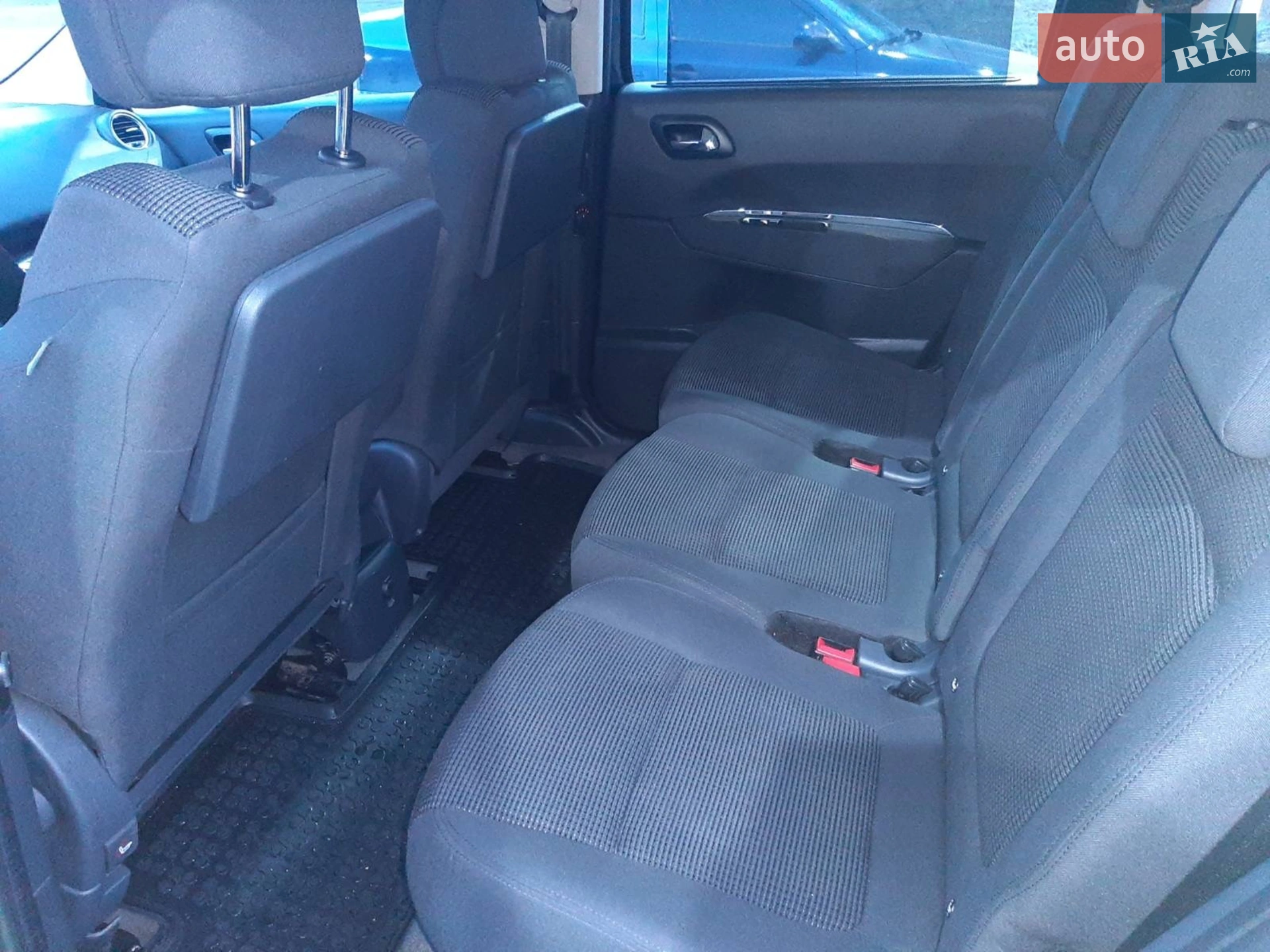 2013 Peugeot 5008 - мініатюра 15