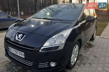 Мікровен Peugeot 5008 2013 в Дрогобичі