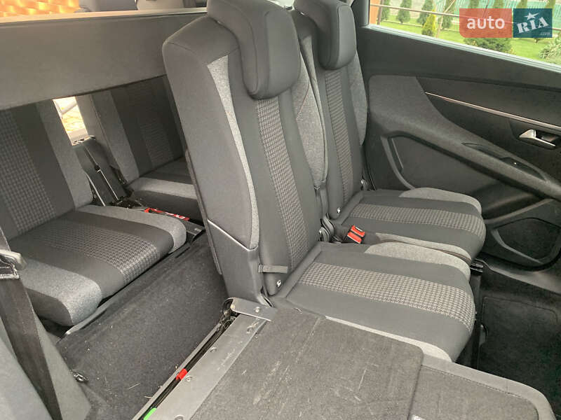 Внедорожник / Кроссовер Peugeot 5008 2018 в Львове фото 31 Внедорожник / Кроссовер Peugeot 5008 2018 в Львове