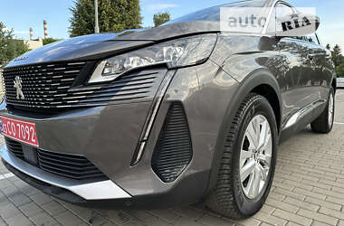 Позашляховик / Кросовер Peugeot 5008 2021 в Луцьку