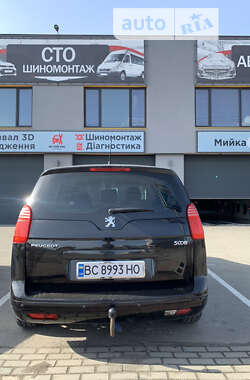 Микровэн Peugeot 5008 2010 в Львове